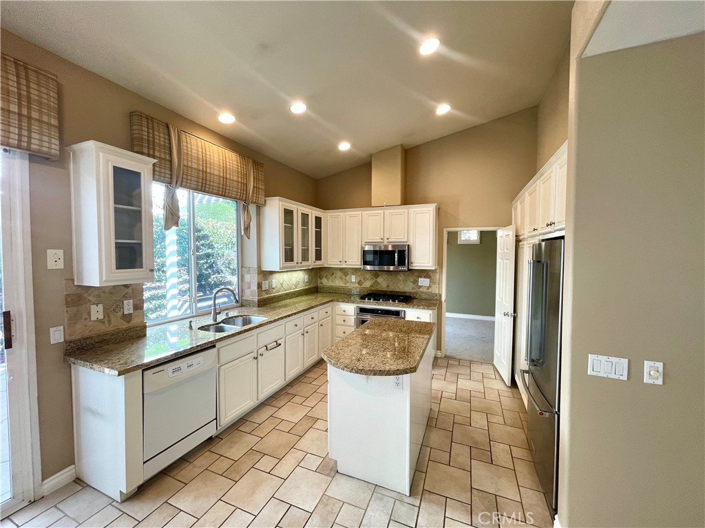 27806 Country Lane, Laguna Niguel CA 92677 - photo 12