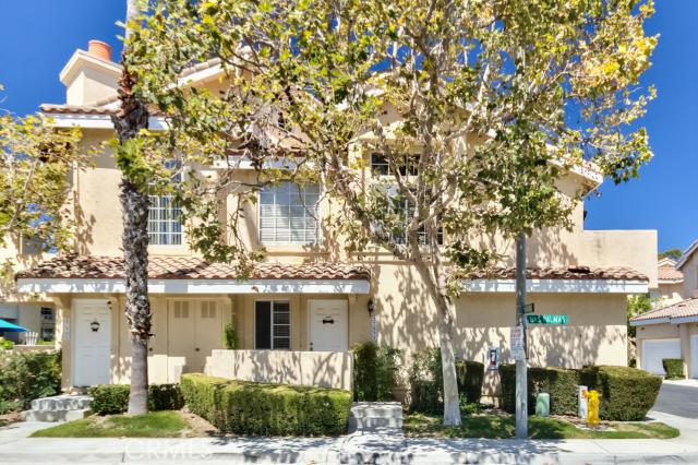 Gorgeous home, gorgeous neighborhood! - 27895 Via Magdalena, Laguna Niguel CA 92677 - photo 1