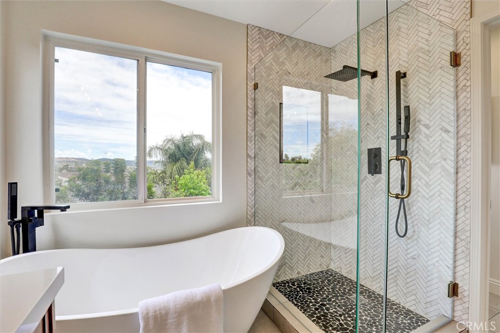 27961 Hedgeline Drive, Laguna Niguel CA 92677 - photo 16