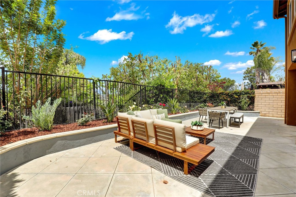 27961 Hedgeline Drive, Laguna Niguel CA 92677 - photo 28