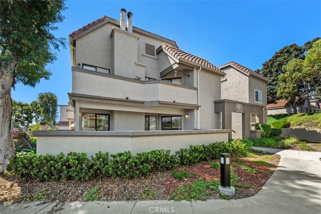 28081 Montecito 7, Laguna Niguel CA 92677 - photo 2