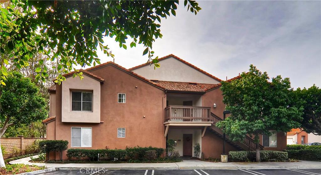 Upstairs end unit. - 28084 Padrino, Laguna Niguel CA 92677 - photo 1