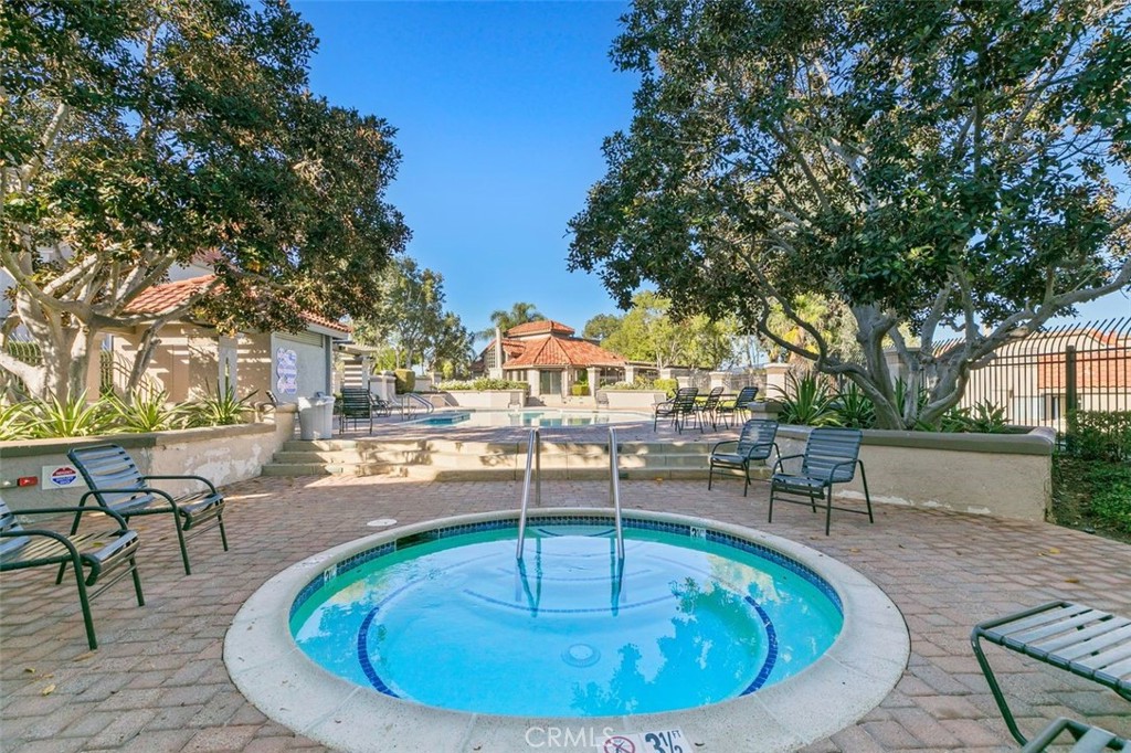 28101 Montecito 15, Laguna Niguel CA 92677 - photo 37