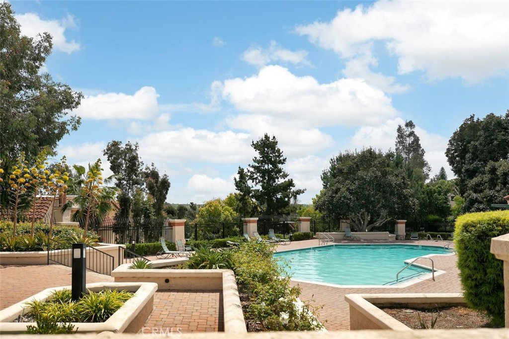 28101 Montecito 15, Laguna Niguel CA 92677 - photo 42