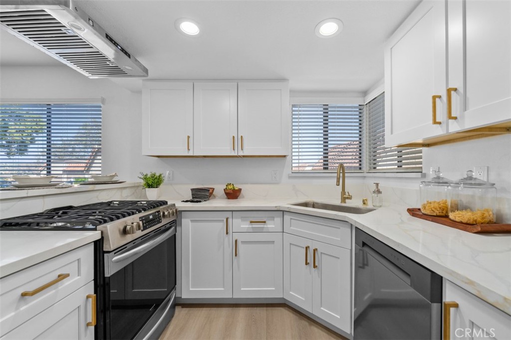 28121 Montecito 23, Laguna Niguel CA 92677 - photo 11