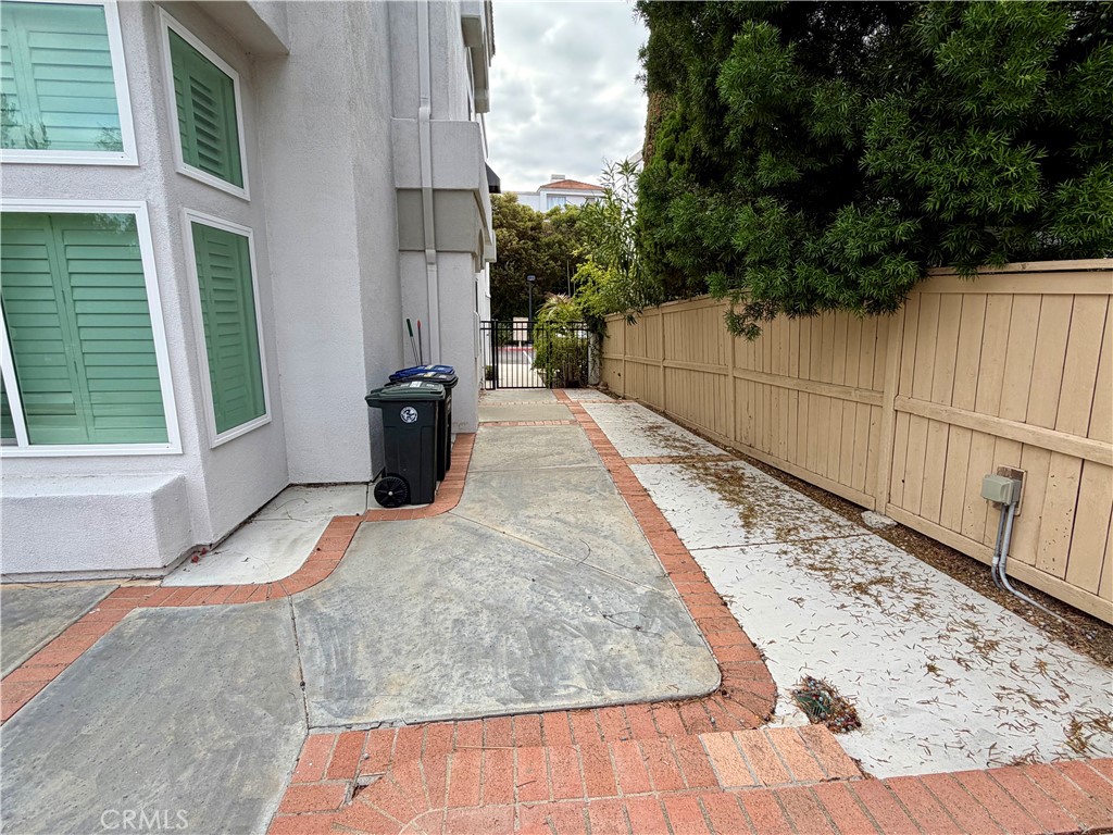 28127 Via Luis, Laguna Niguel CA 92677 - photo 4