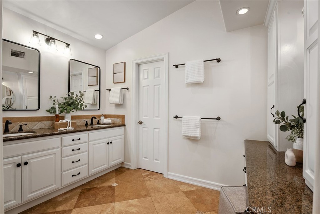 28141 La Bajada, Laguna Niguel CA 92677 - photo 24