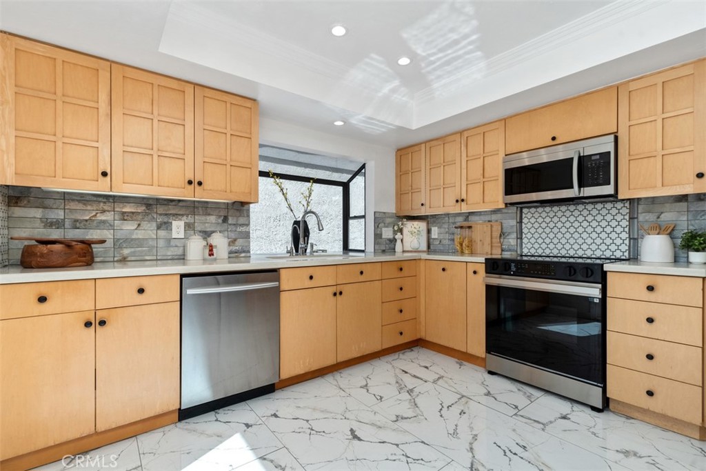 Kitchen - 28182 Carpenteria Court, Laguna Niguel CA 92677 - photo 17
