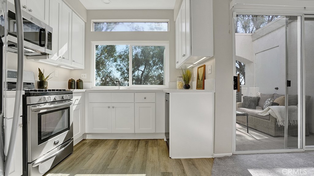 28305 Via Luis, Laguna Niguel CA 92677 - photo 8
