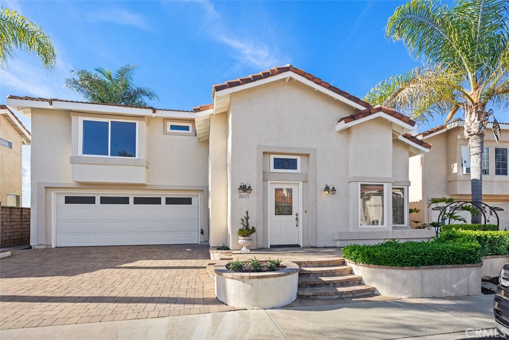 Warm inviting 2 story home - 28471 Del Mar, Laguna Niguel CA 92677 - photo 1