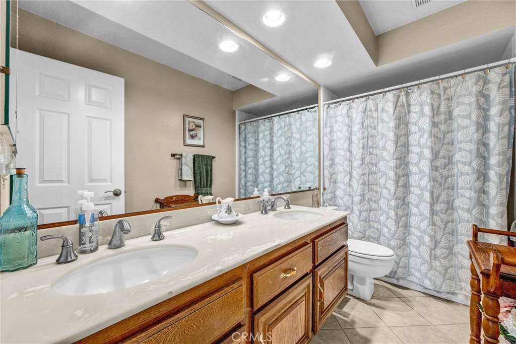 28562 Silverton, Laguna Niguel CA 92677 - photo 42