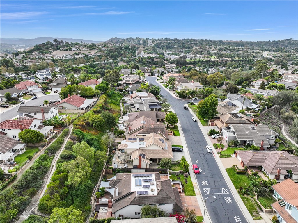 28562 Silverton, Laguna Niguel CA 92677 - photo 55