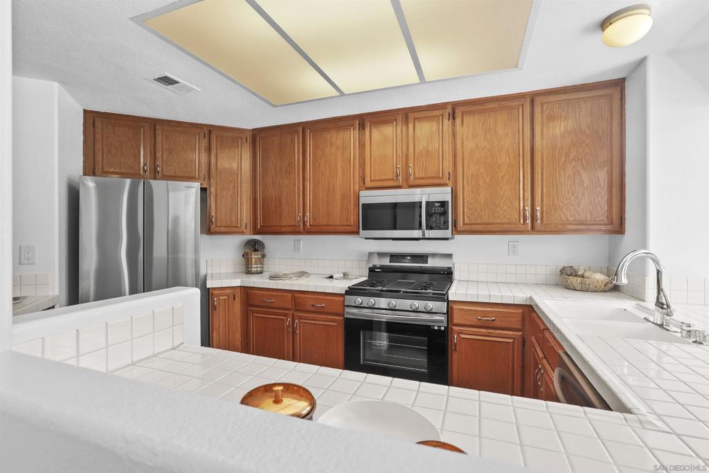 28634 Via Valdez, Laguna Niguel CA 92677 - photo 22