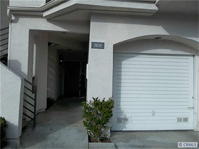 Ground level entrance. No steps to climb. 1 car attached direct access garage - 28636 VIA VALDEZ, Laguna Niguel CA 92677 - photo 1