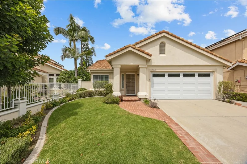 28661 Via Pasatiempo, Laguna Niguel, CA 92677