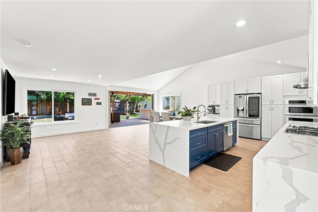 28901 Aloma Avenue, Laguna Niguel CA 92677 - photo 11