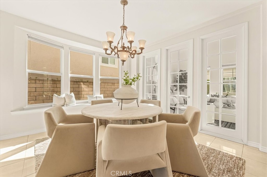 Elegant dining room with a bay window seat - 28932 Drakes Bay, Laguna Niguel CA 92677 - photo 26