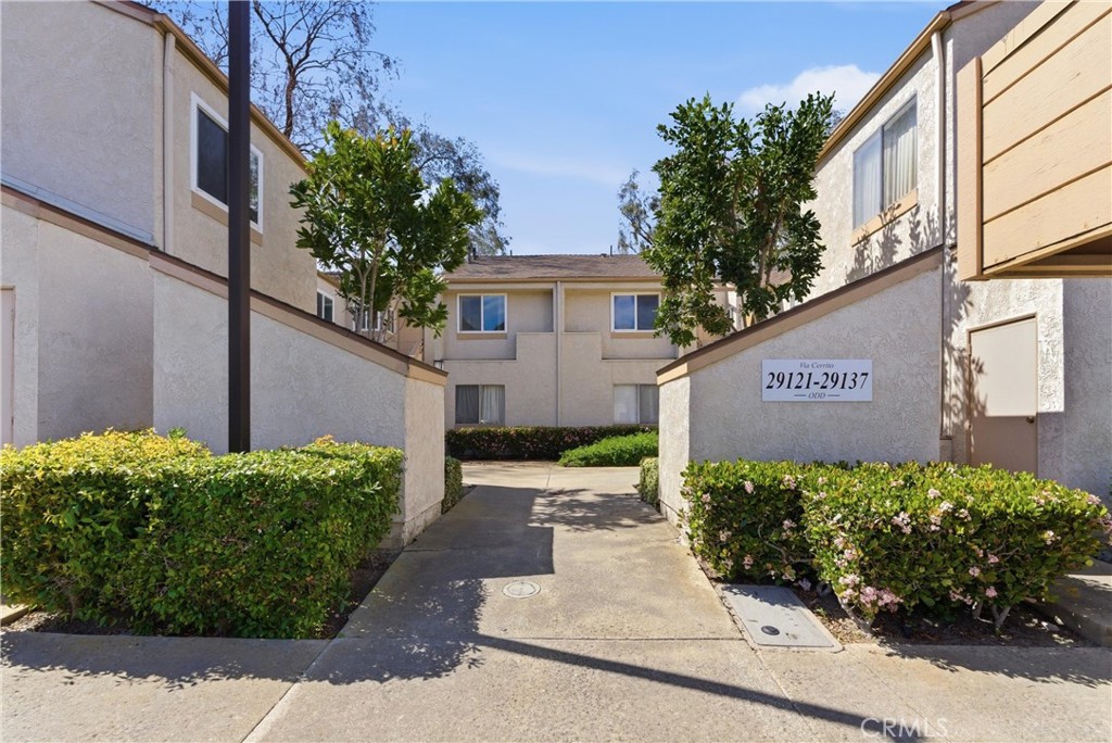 29121 Via Cerrito, Laguna Niguel CA 92677 - photo 35