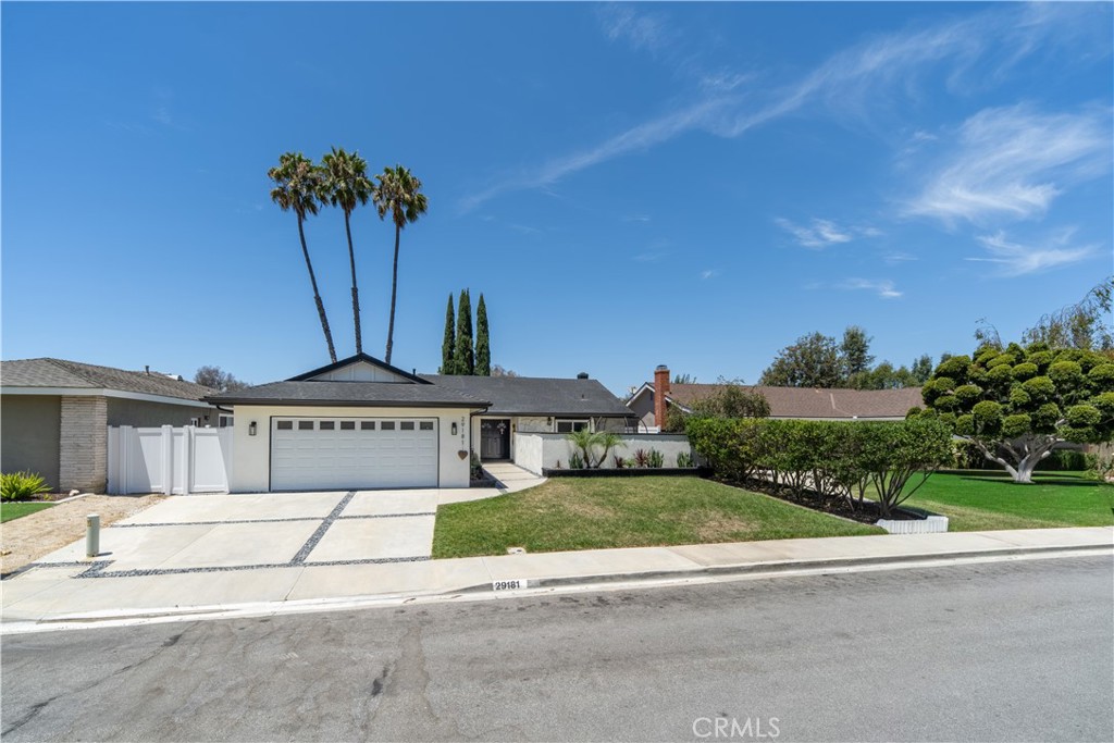 29181 Via San Sebastian, Laguna Niguel CA 92677 - photo 3
