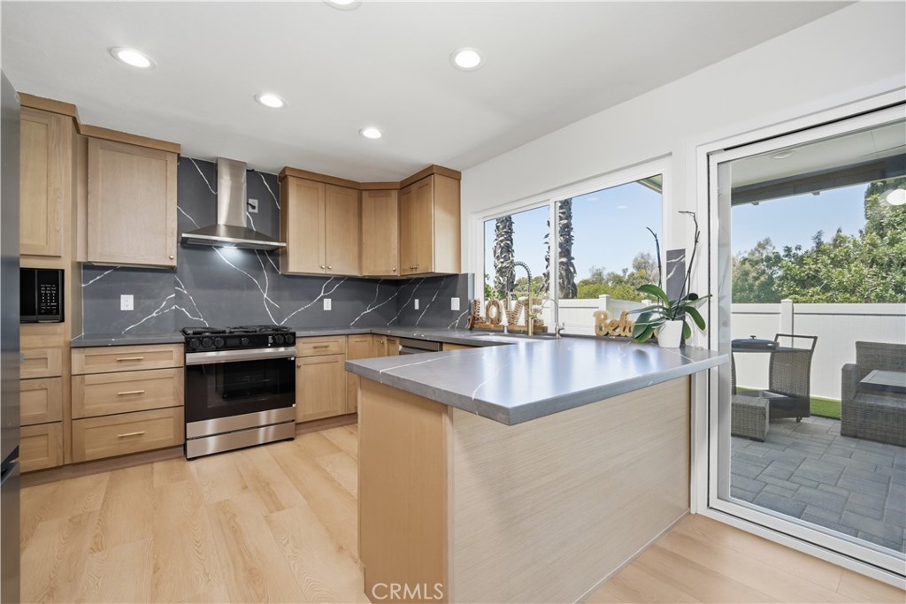 29181 Via San Sebastian, Laguna Niguel CA 92677 - photo 13