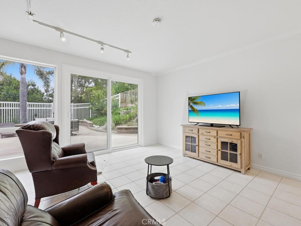 Family room off of kitchen - 29352 Clipper Way, Laguna Niguel CA 92677 - photo 14