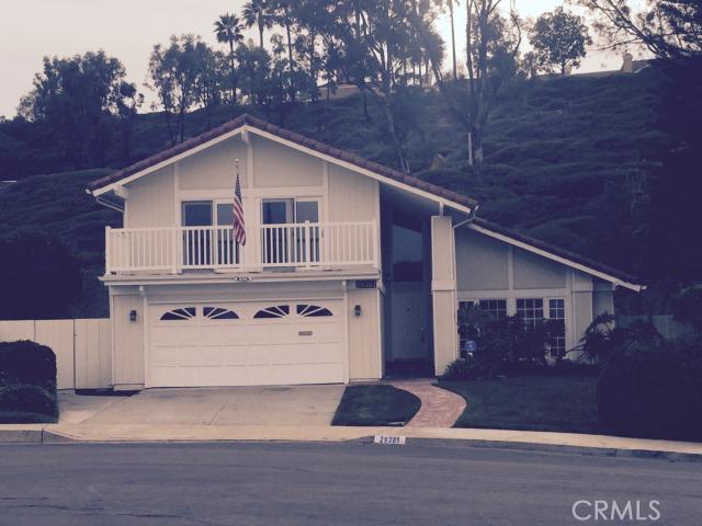 Great curb appeal on this ideal corner cul-de-sac location! - 29381 Buckhaven Street, Laguna Niguel CA 92677 - photo 1