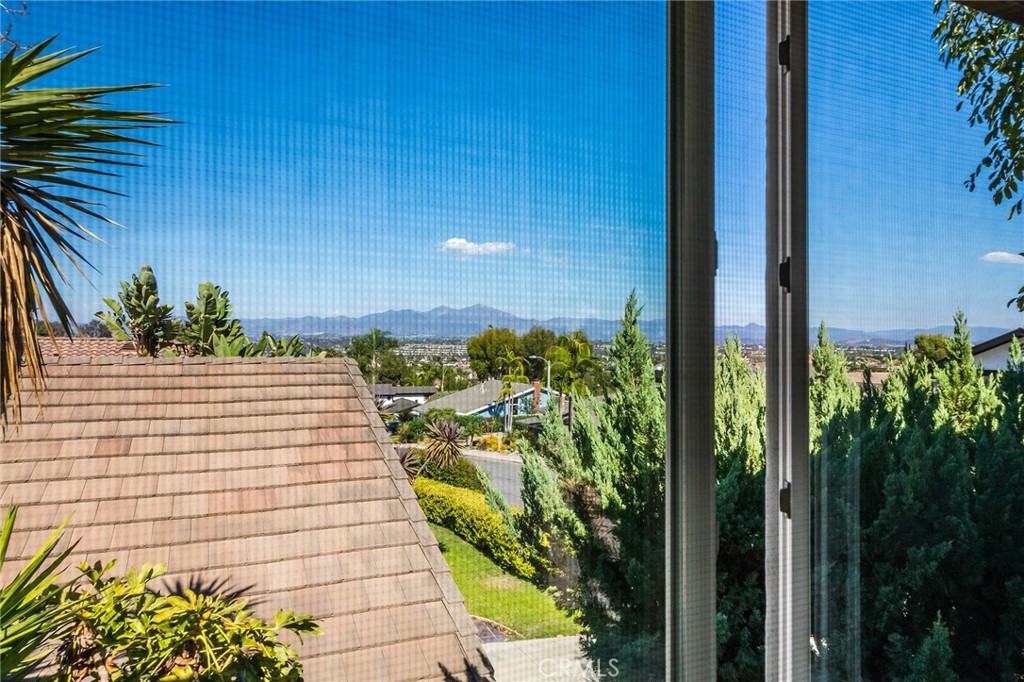 29401 Troon, Laguna Niguel CA 92677 - photo 24