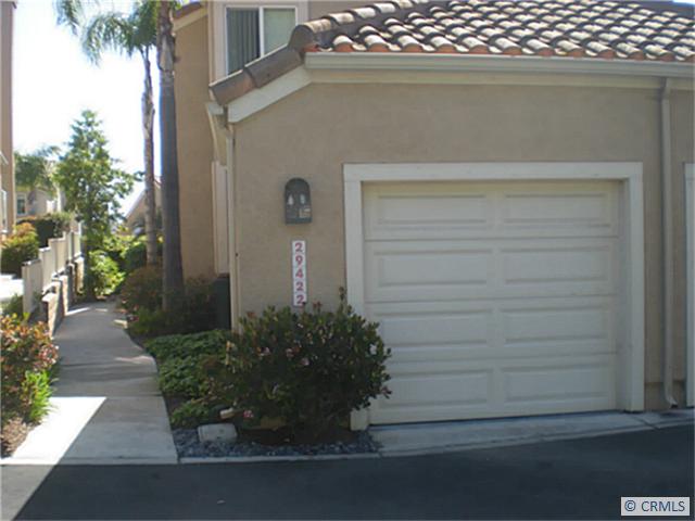 Single car garage with direct access to condo, lots of guest parking on other side of street - 29422 VIA NAPOLI, Laguna Niguel CA 92677 - photo 1