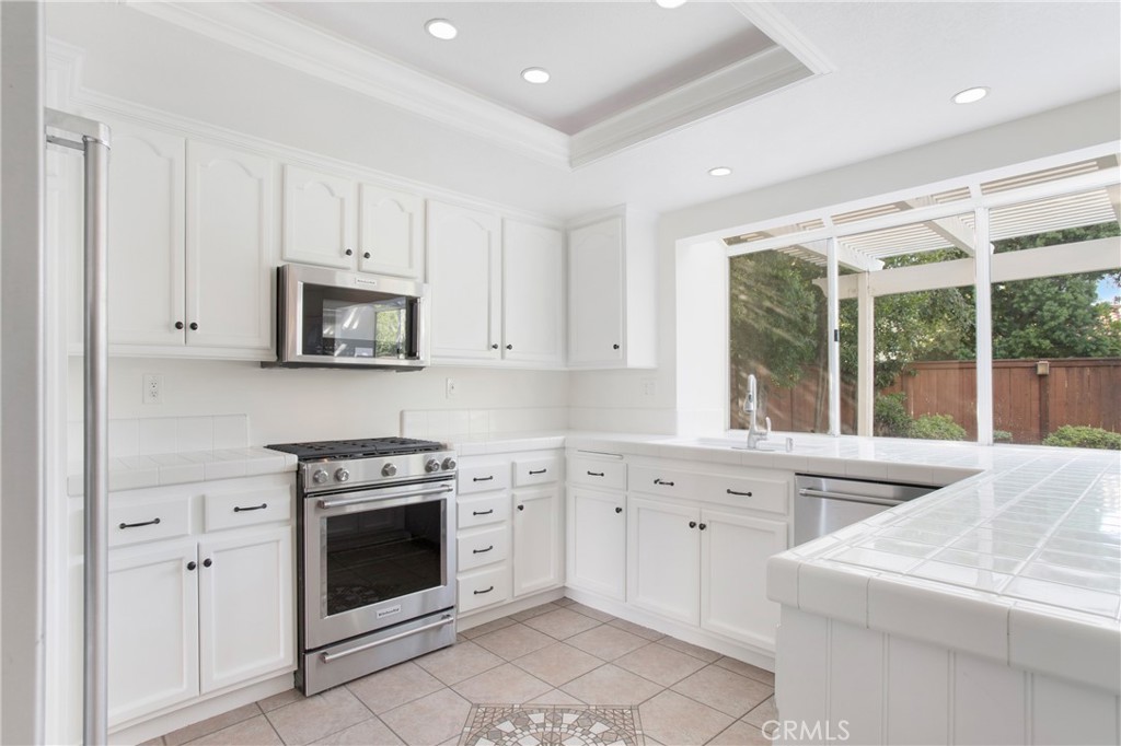 29471 Crown Ridge, Laguna Niguel CA 92677 - photo 5