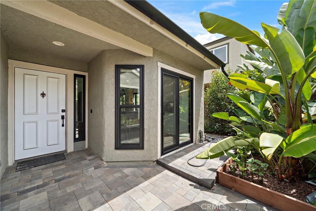 Private gated courtyard. - 29546 Pelican Way, Laguna Niguel CA 92677 - photo 1