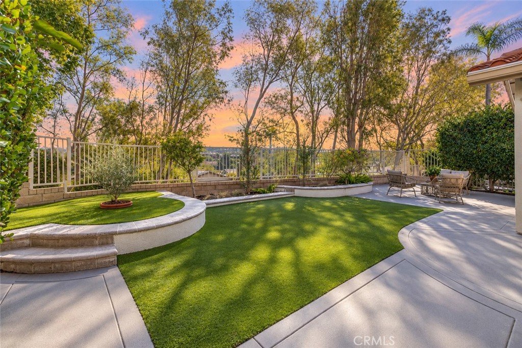 29572 Michelis, Laguna Niguel CA 92677 - photo 5