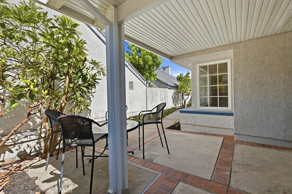 Front Courtyard - 29852 Running Deer, Laguna Niguel CA 92677 - photo 6