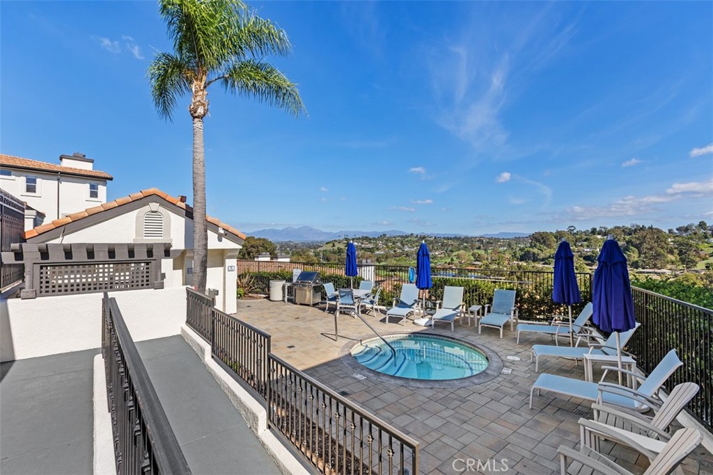 Community Spa with a view - 30902 Clubhouse Drive 13B, Laguna Niguel CA 92677 - photo 31