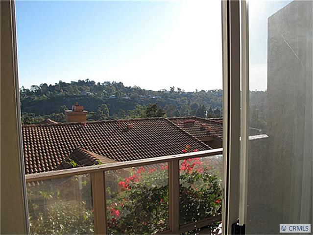 180 degree views from living room and master bedroom - 30902 CLUBHOUSE Drive 13C, Laguna Niguel CA 92677 - photo 1