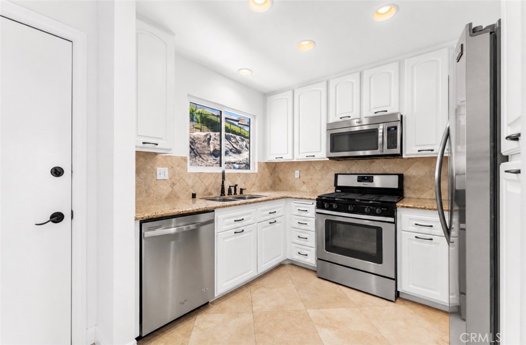 30902 Clubhouse Drive 14H, Laguna Niguel CA 92677 - photo 6