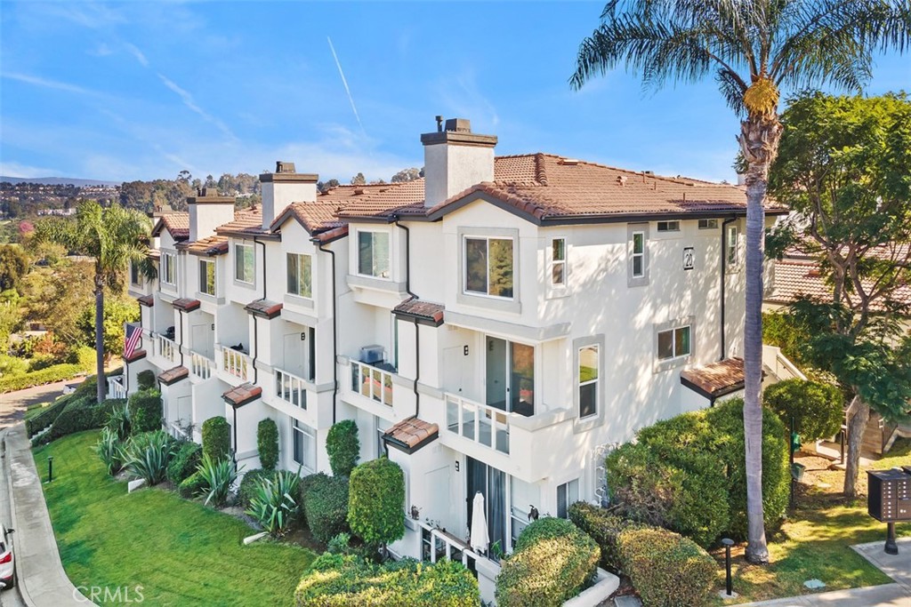 30902 Clubhouse Drive 20E, Laguna Niguel CA 92677 - photo 1