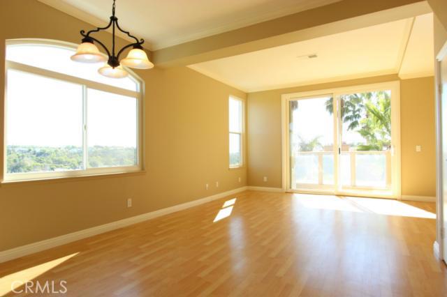 Rare and very well lit corner unit with many windows to enjoy breathtaking views! - 30902 Clubhouse Drive 44l, Laguna Niguel CA 92677 - photo 1