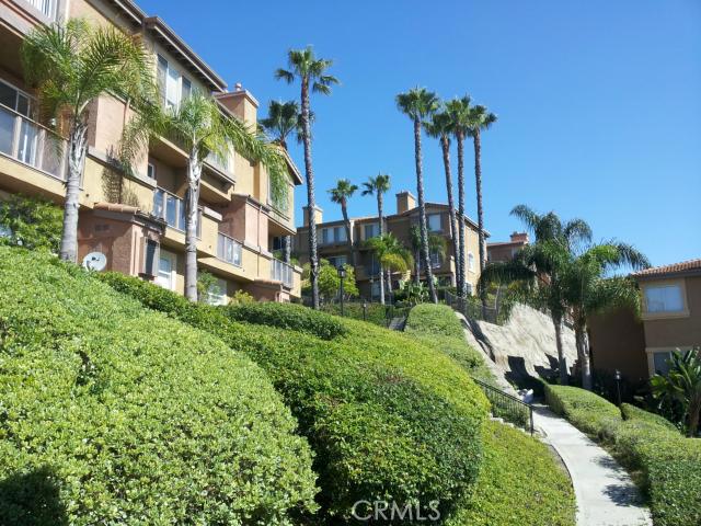 30902 Clubhouse Drive 8h, Laguna Niguel CA 92677 - photo 1