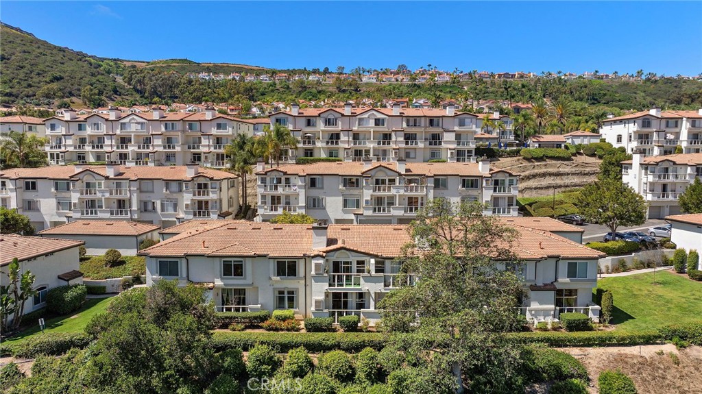 30902 Clubhouse, Laguna Niguel CA 92677 - photo 31