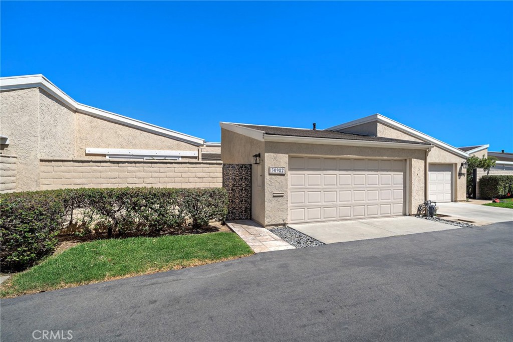 30982 Lucia Lane, Laguna Niguel CA 92677 - photo 5