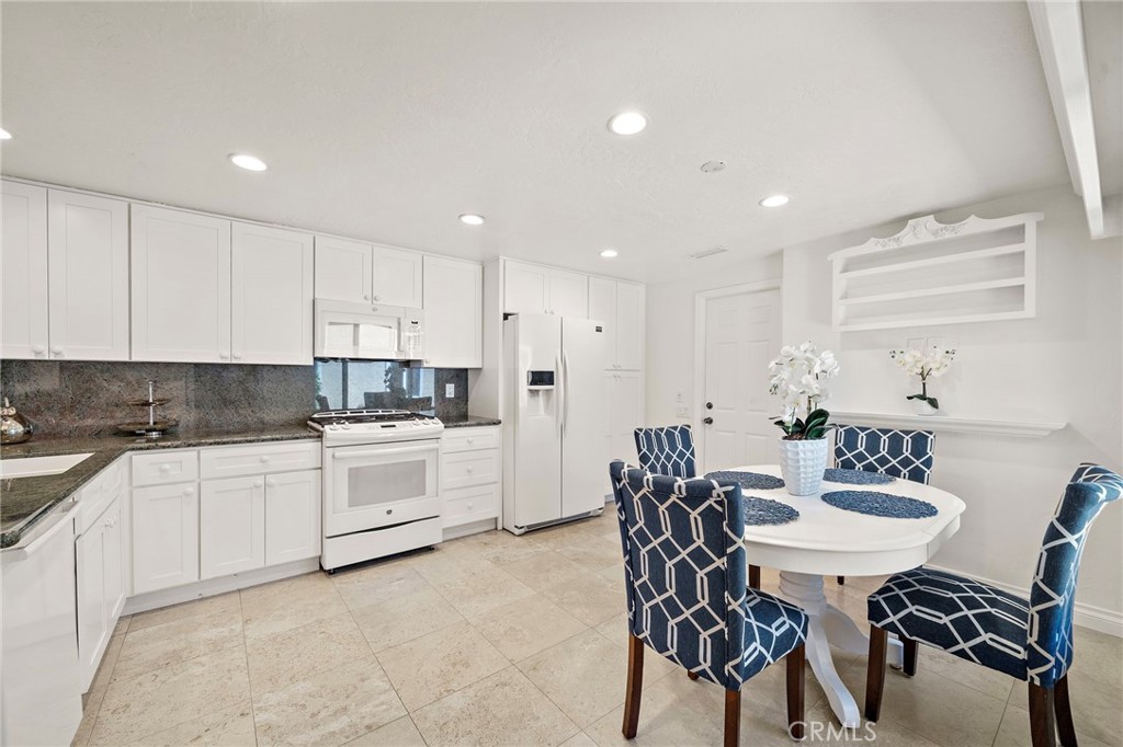 30982 Lucia Lane, Laguna Niguel CA 92677 - photo 22