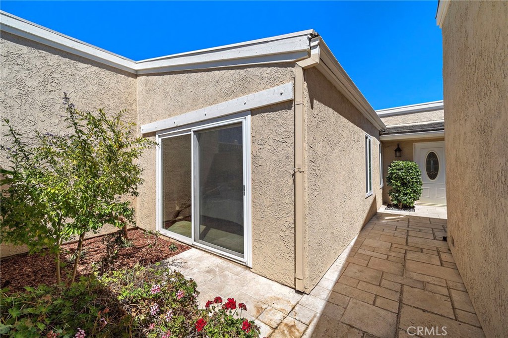 30982 Lucia Lane, Laguna Niguel CA 92677 - photo 32