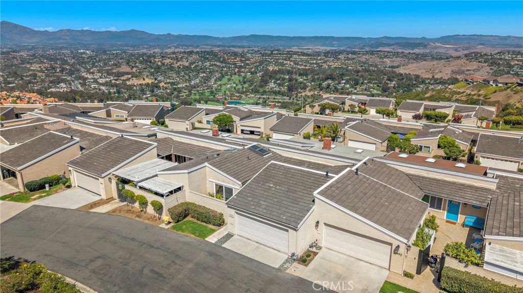 30982 Lucia Lane, Laguna Niguel CA 92677 - photo 47