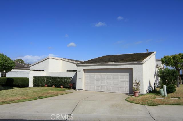 This is a single story home with no steps and a direct access 2 car garage - 31062 Carrara Road, Laguna Niguel CA 92677 - photo 1