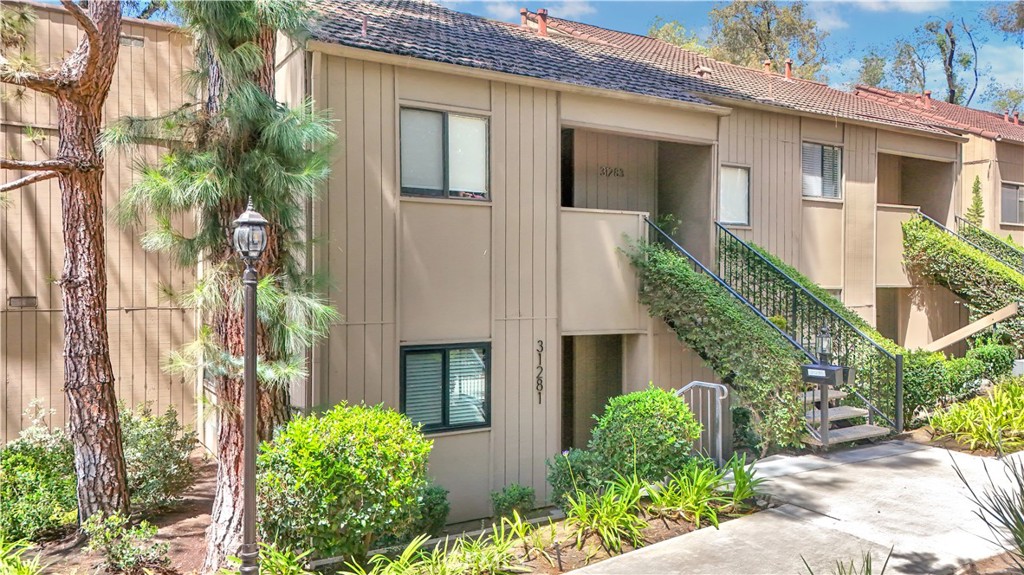 31281 E Nine Drive, Laguna Niguel CA 92677 - photo 2