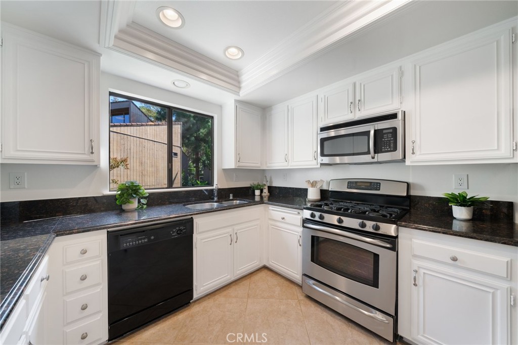 31407 E Nine Drive 74G, Laguna Niguel CA 92677 - photo 3