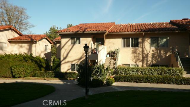 Great property with vaulted ceilings and a nice ocean breeze - 31534 West Nine, Laguna Niguel CA 92677 - photo 1
