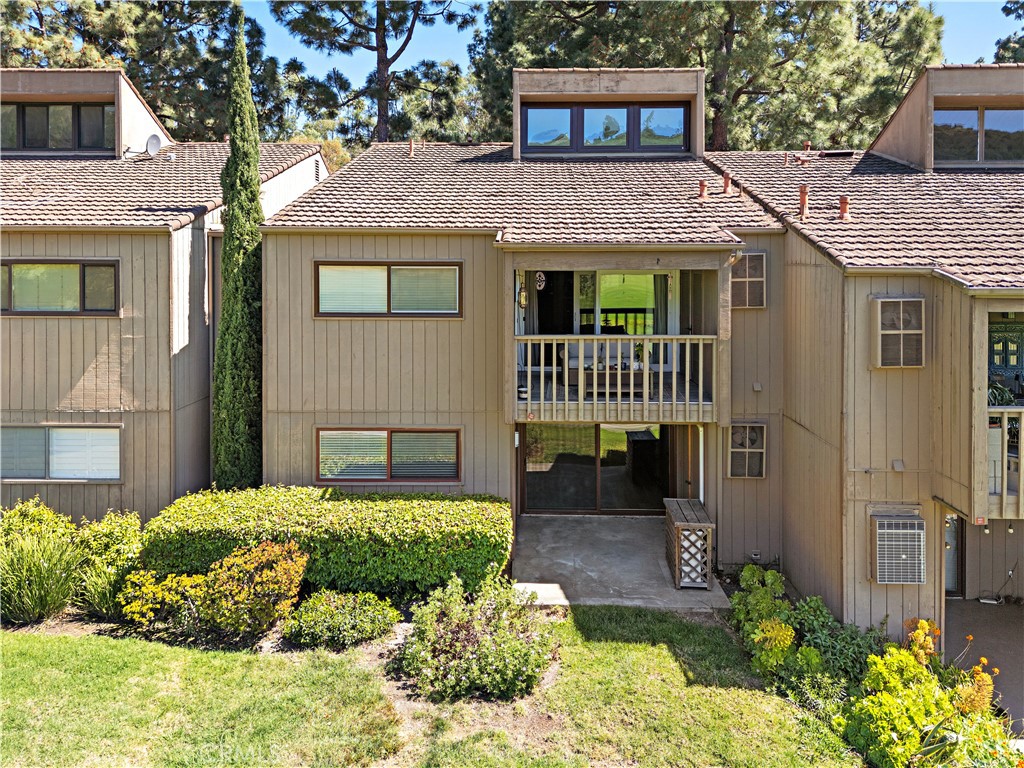 Back of condo lower level - 31545 E Nine Dr #37A, Laguna Niguel CA 92677 - photo 16