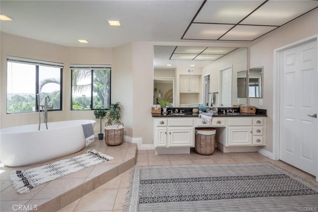 31982 Mount Rainier Drive, Laguna Niguel CA 92677 - photo 10