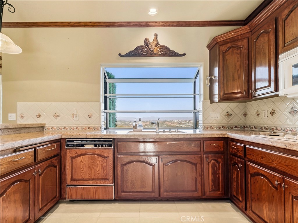 32042 Isle Vista, Laguna Niguel CA 92677 - photo 11